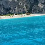 Veliera View-saranda Apartament