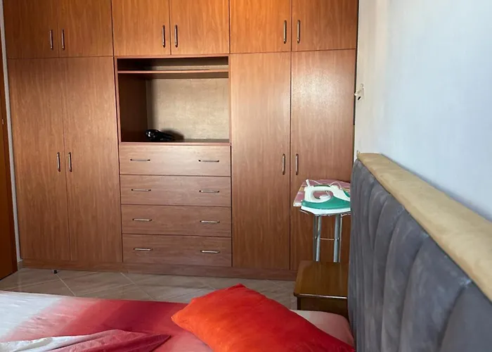 Veliera View-saranda Apartment